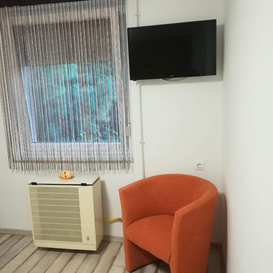 Golden Apartman 欧罗什哈佐 外观 照片