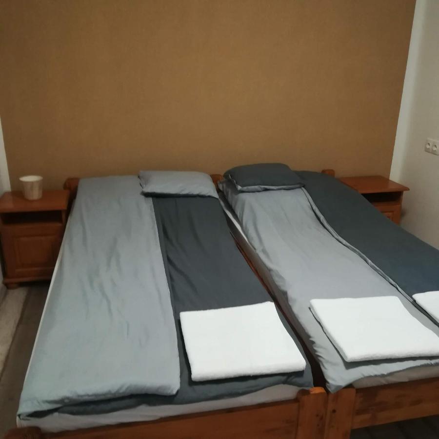 Golden Apartman 欧罗什哈佐 外观 照片